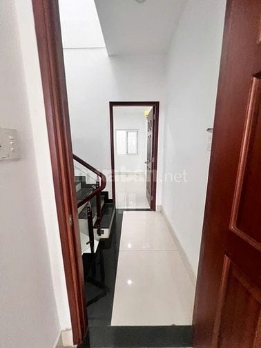 Nhà chính chủ. Sổ hồng riêng. Thạnh Xuân 22. (1Tr. 3L)