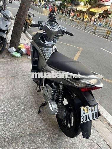 Honda air blade 2012 mới 90% Bstp chính chủ
