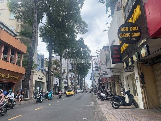 BÁN NHÀ TRẦN QUANG DIỆU, P14,Q3.DT:5,05X12, 1TR3L, GIÁ:14 TỶ
