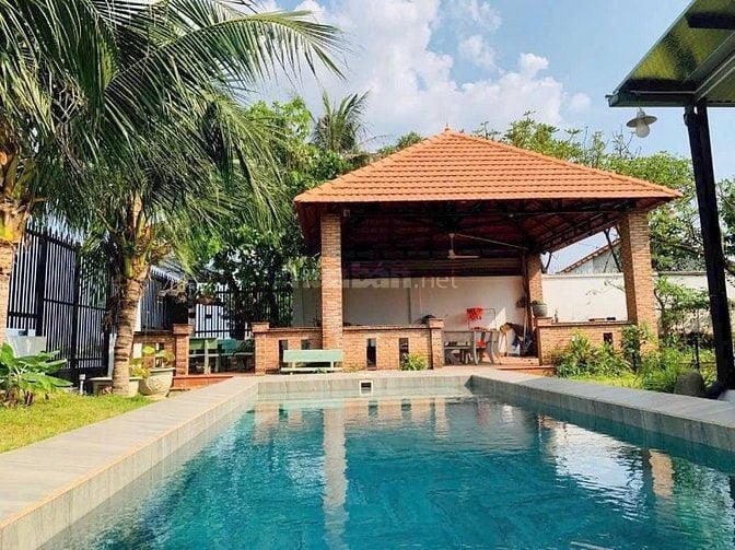 Cho thuê nhà vườn 500m2 p. Bửu Hòa, đầy đủ nội thất