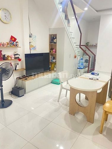 Nhà Mặt Tiền, Ngay Tạ Quang Bửu, Phạm Hùng Q8, 53M2, Nhỉnh 6 tỷ