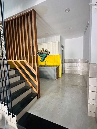 Nhà Cao cấp DT:4,1x15,4m hẻm Đỗ Thúc Tịnh, P12, Q.Gò Vấp.