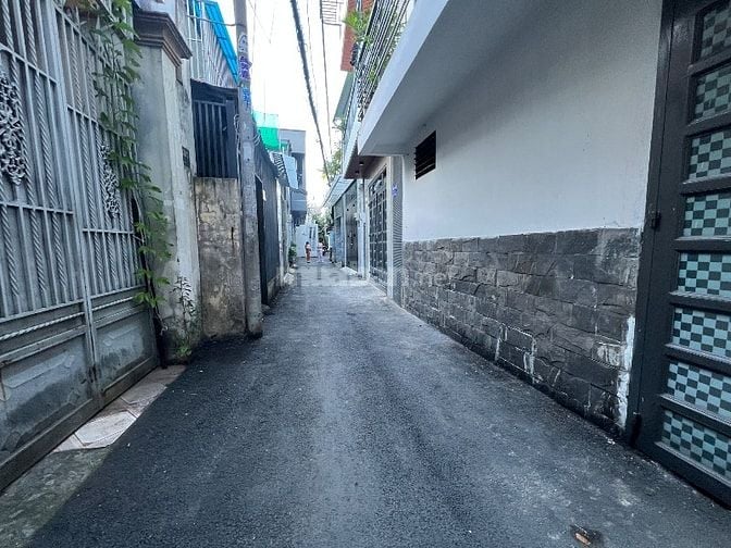 Nhà Cao cấp DT:4,1x15,4m hẻm Đỗ Thúc Tịnh, P12, Q.Gò Vấp.