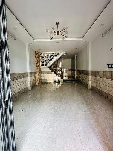 Nhà Cao cấp DT:4,1x15,4m hẻm Đỗ Thúc Tịnh, P12, Q.Gò Vấp.