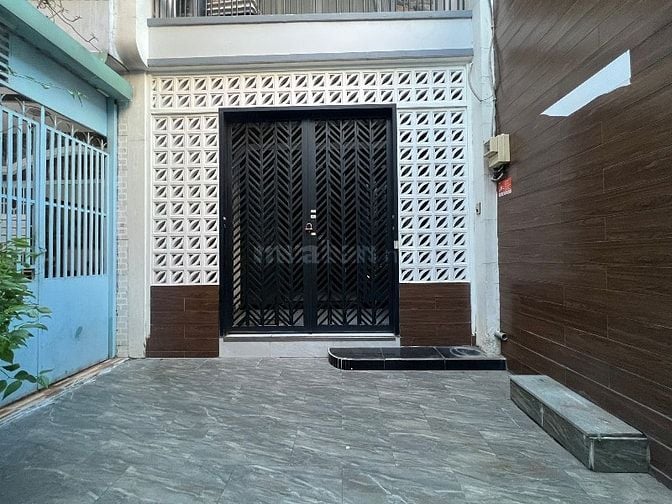 Nhà Cao cấp DT:4,1x15,4m hẻm Đỗ Thúc Tịnh, P12, Q.Gò Vấp.