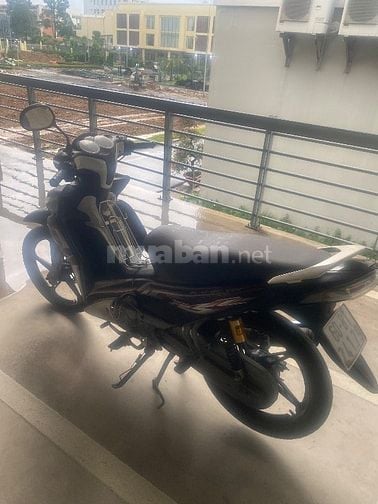 Nhà chật nên cần bán xe chính chủ