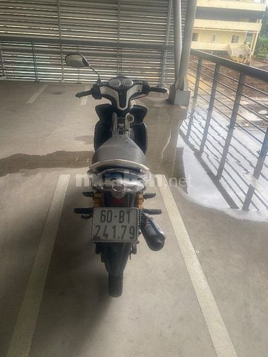 Nhà chật nên cần bán xe chính chủ