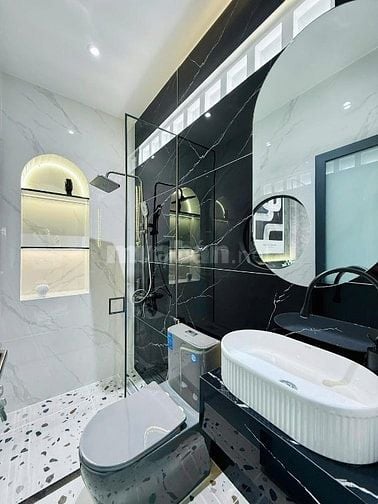 Giảm sâu giá chỉ còn 2tỷ230-Nhà đẹp Lạc Long Quân,Tân Bình - Hẻm rộng