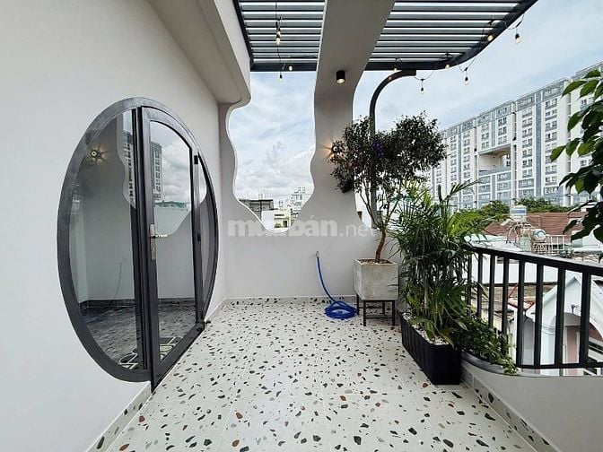 Giảm sâu giá chỉ còn 2tỷ230-Nhà đẹp Lạc Long Quân,Tân Bình - Hẻm rộng