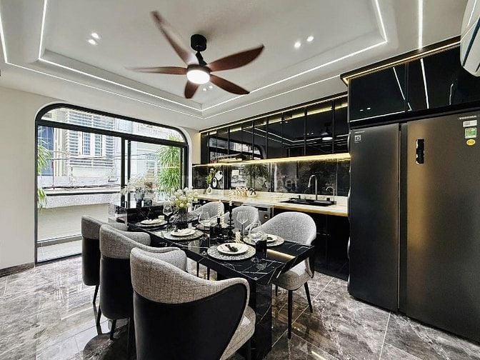 Giảm sâu giá chỉ còn 2tỷ230-Nhà đẹp Lạc Long Quân,Tân Bình - Hẻm rộng