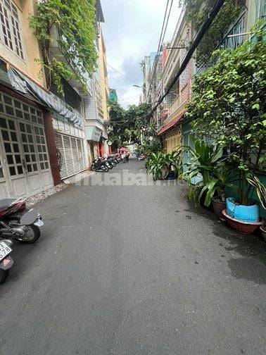 Chính chủ cần bán gấp nhà 207/21 Đường 3/2,  P.11, Quận 10, TP.HCM.