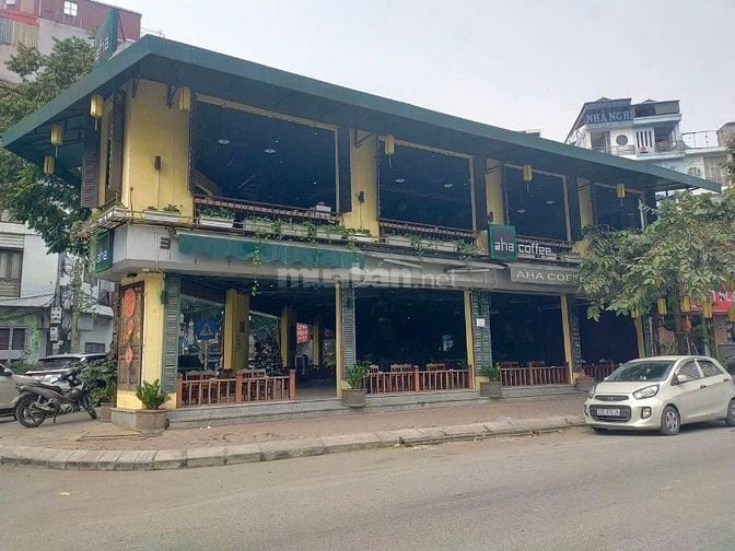 Quán cà Phê Thương Hiệu lớn tháng bỏ túi mấy trăm triệu nói có sách