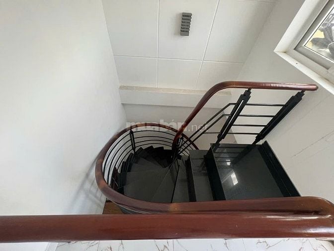 Bán Nhà Mặt Tiền Đường Lê Trực, P7, Bình Thạnh. DT: 73m²