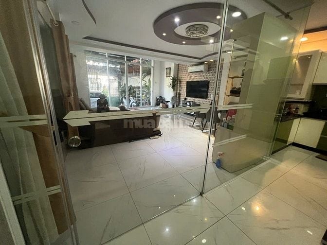 Bán Nhà Mặt Tiền Đường Lê Trực, P7, Bình Thạnh. DT: 73m²