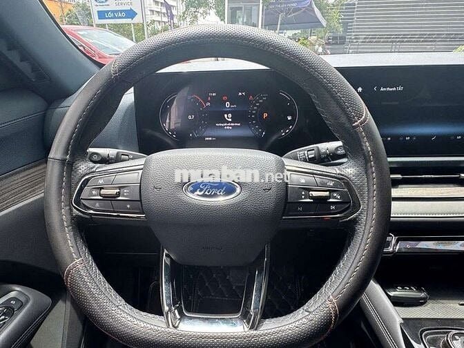 Tân Thuận Ford -2023 Titanium 1.5 AT - 29000 km