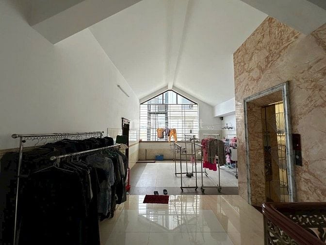Bán Biệt Thự Mặt Tiền Đường Tân Sơn Nhì, P. Tân Sơn Nhì, Quận Tân Phú