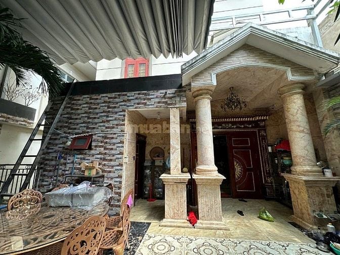 Bán Biệt Thự Mặt Tiền Đường Tân Sơn Nhì, P. Tân Sơn Nhì, Quận Tân Phú