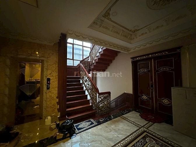 Bán Biệt Thự Mặt Tiền Đường Tân Sơn Nhì, P. Tân Sơn Nhì, Quận Tân Phú