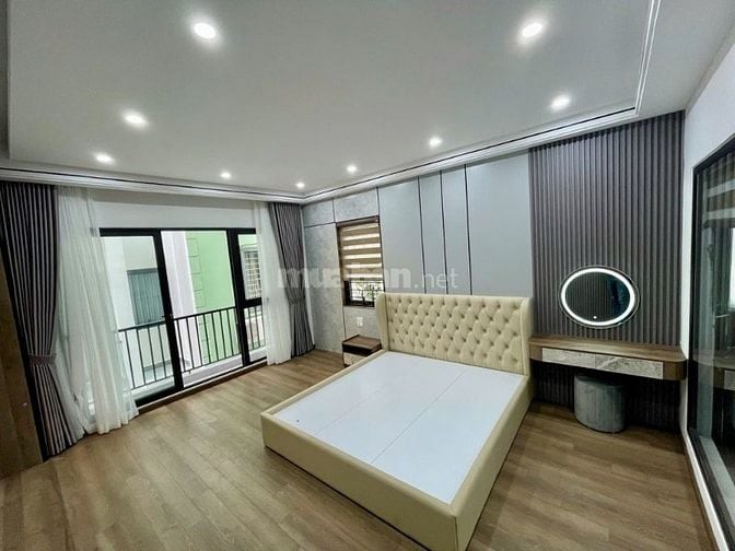 NHÀ NGỌC THỤY 7 TẦNG. THANG MÁY. MT 4M. GIÁ 10.5 TỶ