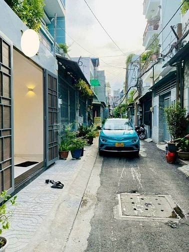 Chỉ 2,6 tỷ. Nhà 47m2 Kỳ Đồng xây 5 tầng, hẻm 5m thoáng. Sổ hồng sẵn