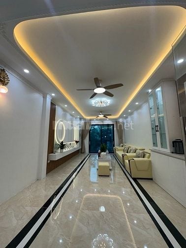 NHÀ THANG MÁY 7 TẦNG NGỌC THUỴ. FULL NỘI THẤT. GẦN PHỐ CỔ. 12.3 TỶ