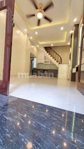 BÁN NHÀ - ĐỐNG ĐA - 70M RA PHỐ - DT 27M2 X 3 TẦNG - GIÁ HƠN 6 TỶ 