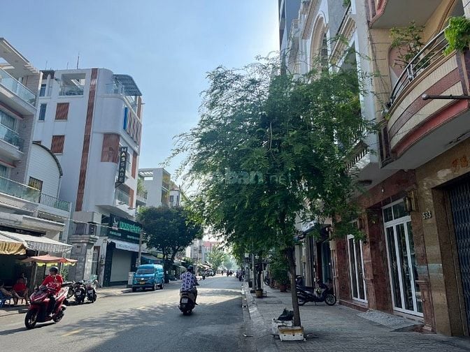 Mặt Tiền Phạm Văn Chí P8 Q6 ( 4,5 x 18m ) Cấp 4. Giá: 12,5 Tỷ