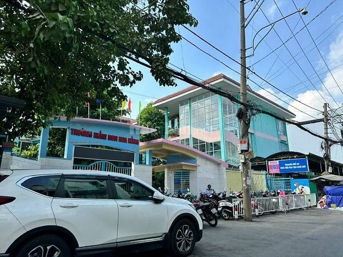 Nhà Nguyễn Văn Công 76m2 ngang 4m 4 lầu gần BV 175 9.89 tỷ