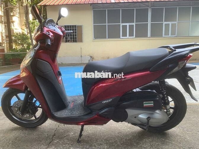 Xe Sh300i Italy, model 2013 đăng ký lần đầu 2016