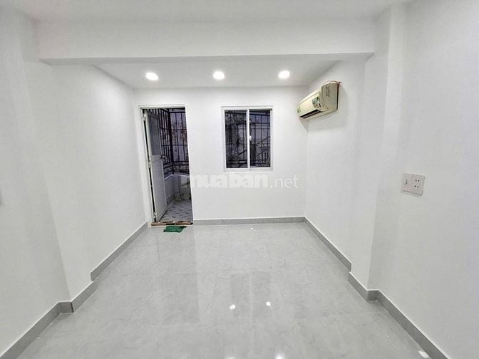 NHÀ MỚI VÀO Ở NGAY - 3 TẦNG 18M2 - SỔ NỞ HẬU TÀI LỘC