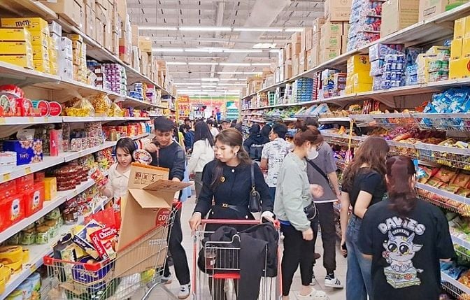 Bổ Sung Nhân Viên Nam, Nữ Lao Động Phổ Thông Làm Siêu Thị Dịp Hè