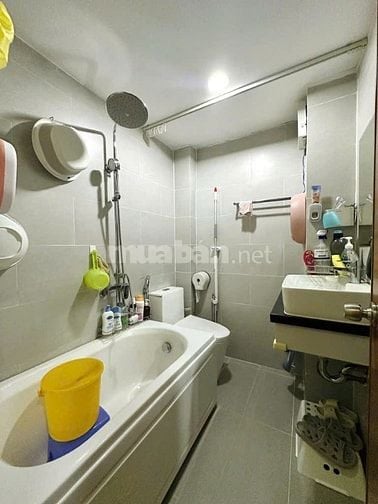 Ngộp NH bán gấp nhà 2lau,Nguyễn Văn Đậu,Bình Thạnh,HXH,42m,hơn 6ty