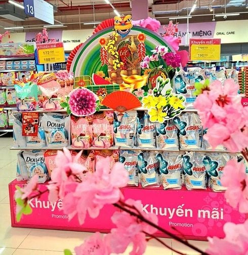 Tuyển Nam Nữ LĐPT Làm Việc Trực Tiếp Tại Quầy Hàng 