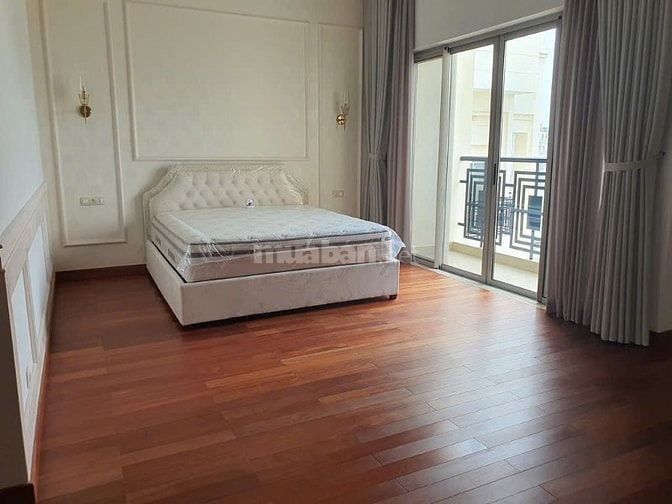 380 tỷ, 1100m2, Bán Villa góc 2 MT Nguyễn Văn Hưởng, P.Thảo Điền, Q.2