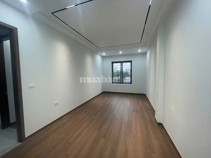 Nhà mới tinh phố tân mai kdt đền lừ dt80m2x4.5t và 30m2 sân giá 35tr