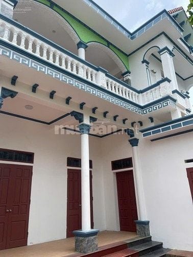 Bán nhà 3 tầng, Kim Xá , mặt đường 309, ô tô, kinh doanh, 2.x tỷ