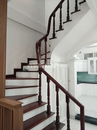 Siêu Phẩm Cầu Giấy, Lô góc 3 thoáng, 47m2, 4 tầng, giá 12,9 tỷ