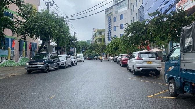 Bán nhà mặt tiền Võ Văn Tần trung tâm TP. Đà Nẵng, ngay trung tâm siêu