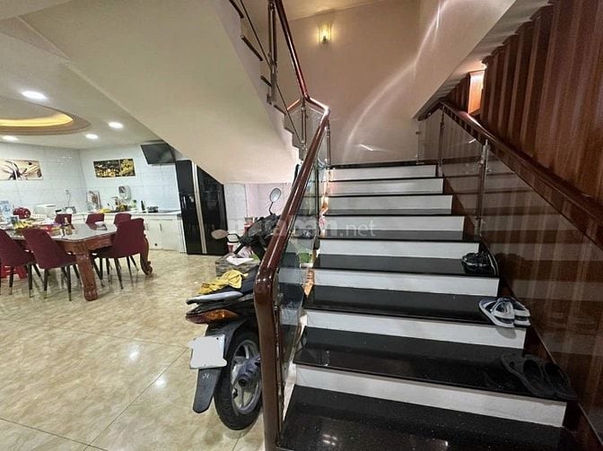 Bán nhà MTKD đường 3/2 Phường 16 Quận 11, ngang 6M siêu hiếm