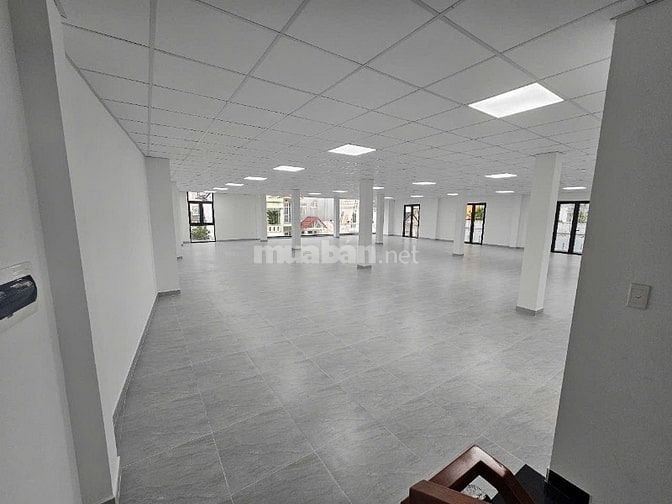  Cho thuê kho + văn phòng DT: 640m2 ,Kinh Dương Vương, Q 6 ,vị trí đẹp