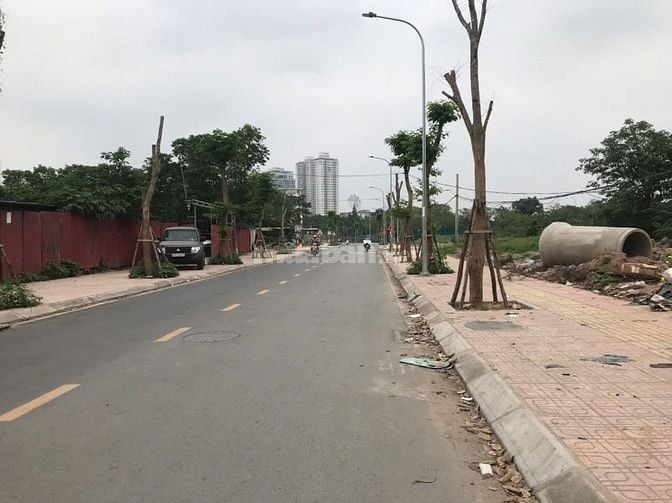 Cho thuê kho đẹp 70m2 x 02T, DTSD: 140m2,  Bằng B tải 3 tấn đỗ cửa 8t
