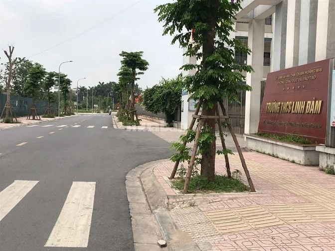 Cho thuê kho đẹp 70m2 x 02T, DTSD: 140m2,  Bằng B tải 3 tấn đỗ cửa 8t