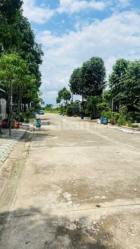 Cần bán căn nhà trọ 300m2 15 phòng thu nhập tháng 15tr nhà trọ sạch sẽ