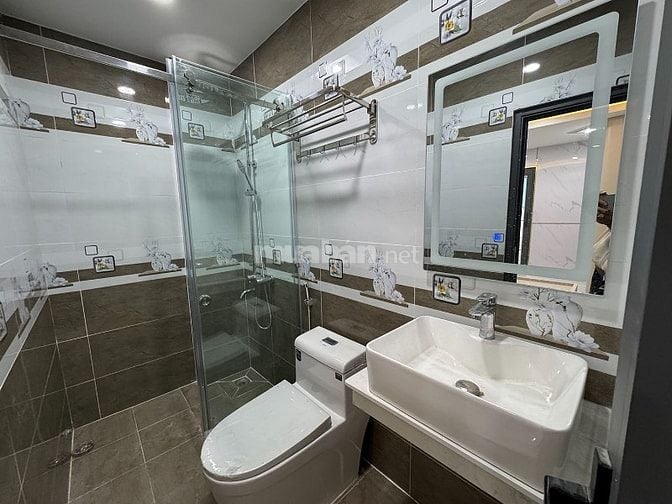 Bthự mini tkế Tân Cổ Điển mặt tiền thụt (sát và liền kế) Đoàn Thị Điểm