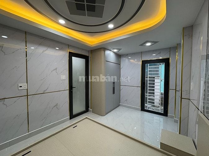 Bthự mini tkế Tân Cổ Điển mặt tiền thụt (sát và liền kế) Đoàn Thị Điểm