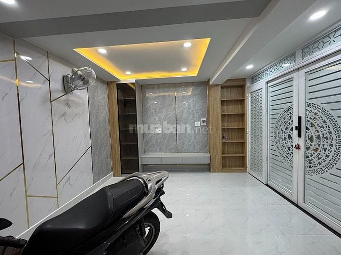 Bthự mini tkế Tân Cổ Điển mặt tiền thụt (sát và liền kế) Đoàn Thị Điểm