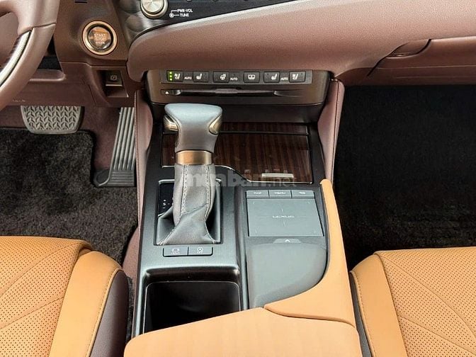 🆕 LEXUS ES250 ( Xanh rêu / nâu ) • Sản xuất : 12.2021  • Odo 44.567km