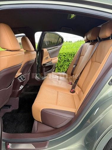🆕 LEXUS ES250 ( Xanh rêu / nâu ) • Sản xuất : 12.2021  • Odo 44.567km