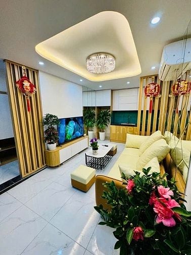 BÁN GẤP NHÀ TẠI KIM NGƯU-30M2 ĐẦU NGÁCH THOÁNG, CÁCH 1 NHÀ RA PHỐ