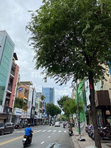Cho thuê m.tiền võ văn tần Q3, 5x15m-4lầu thang máy, giá 75 triệu 